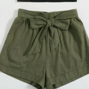 Linen Shorts, Size Medium